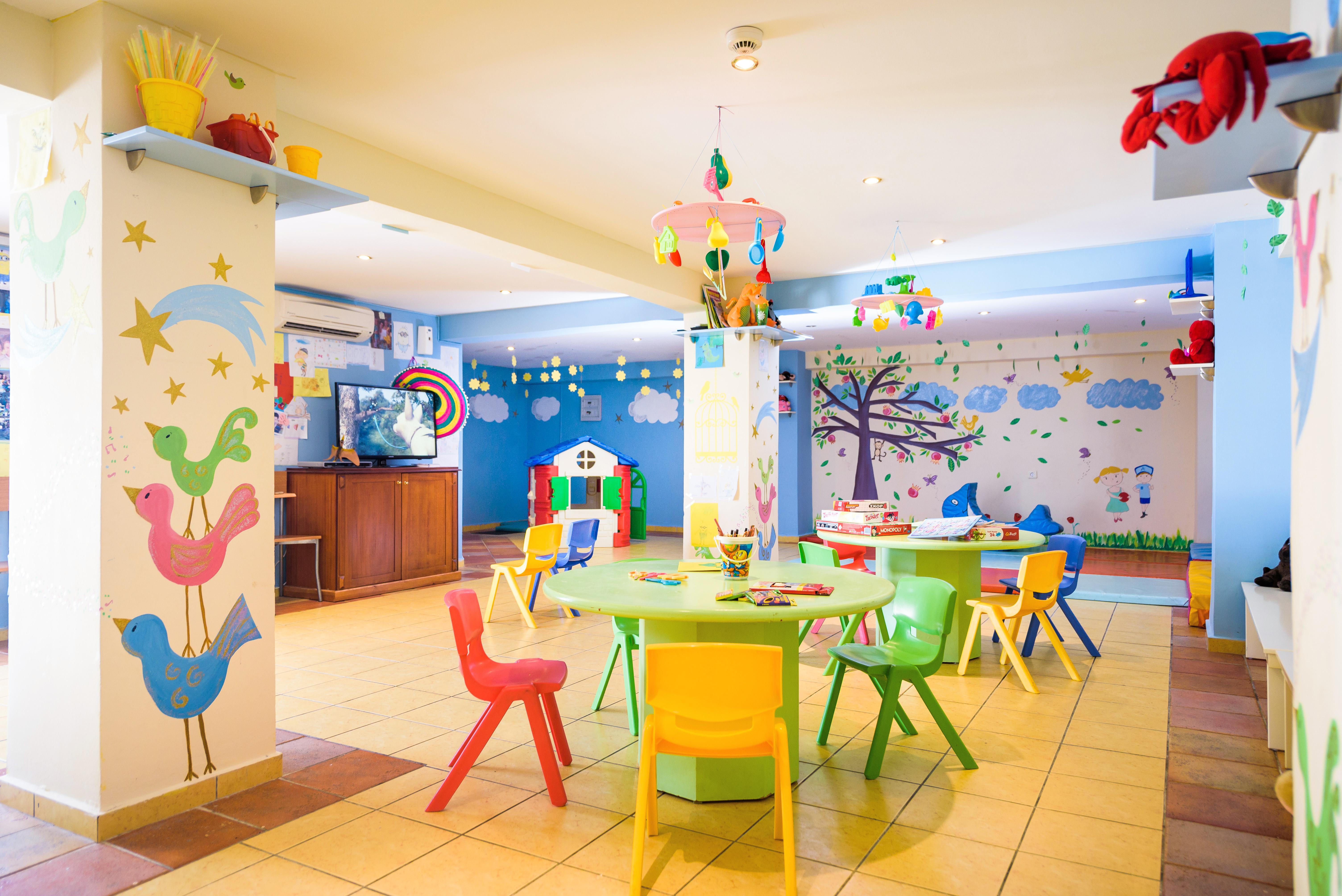Minos Imperial Luxury Beach Resort & Spa Milatos Dış mekan fotoğraf A nursery in Greece