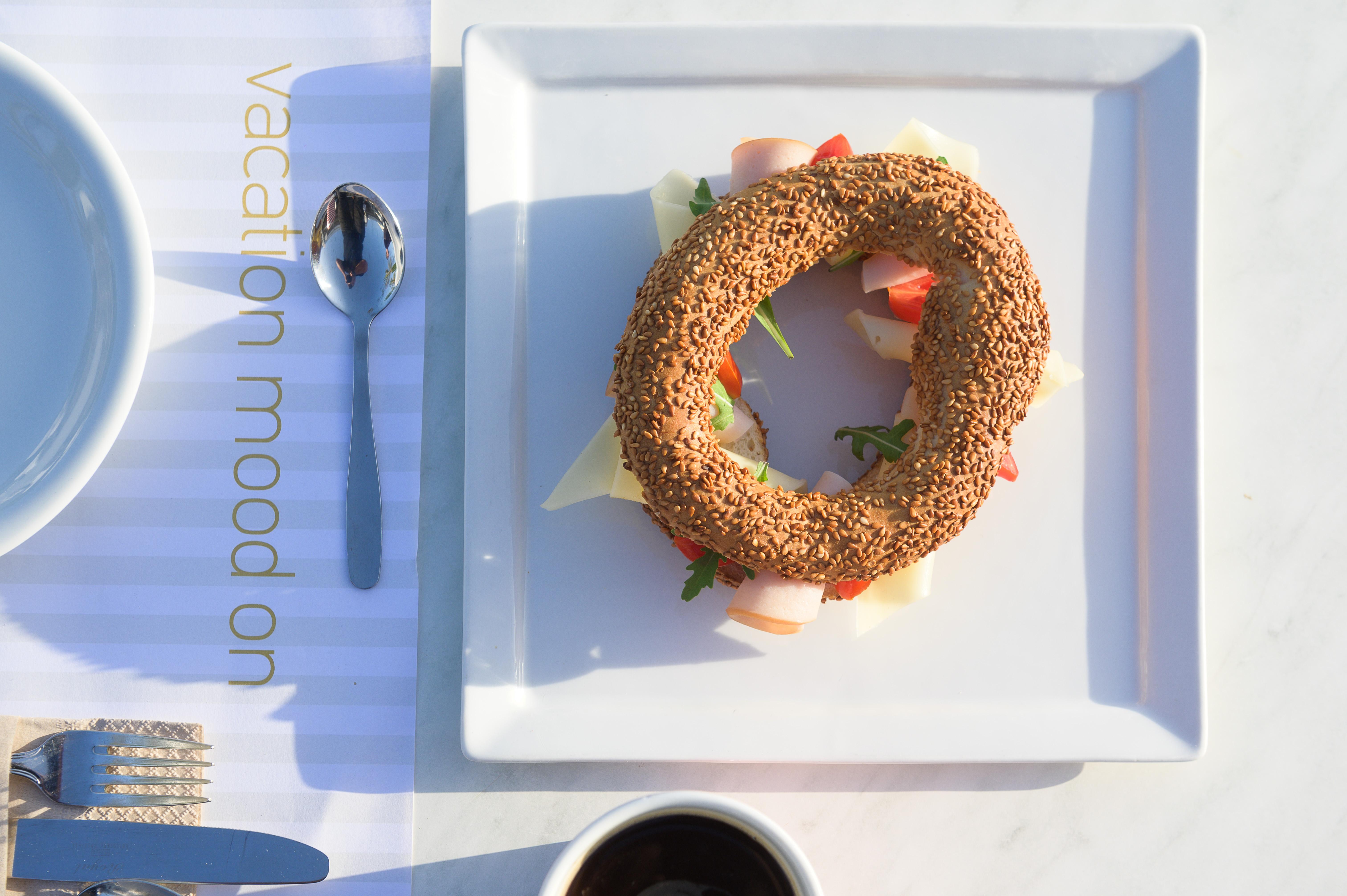 Minos Imperial Luxury Beach Resort & Spa Milatos Dış mekan fotoğraf Simit